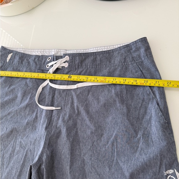 AFTCO Men's Blue Athletic Shorts - Picture 2 of 5